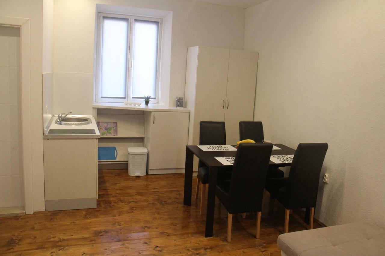 Mara Apartment
