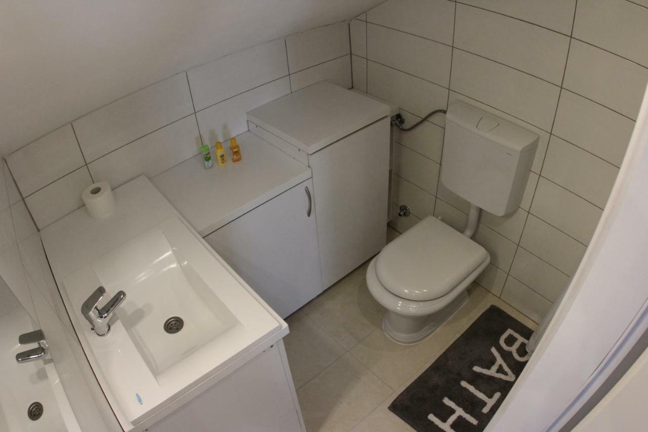Mara Apartment Jelsa (Hvar)